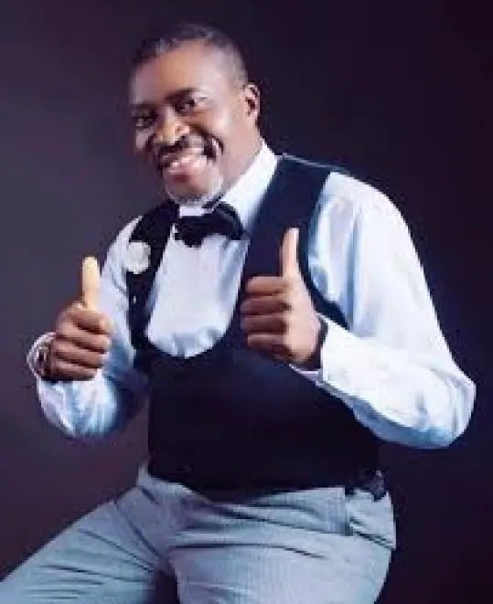 Biografi Kanayo O Kanayo